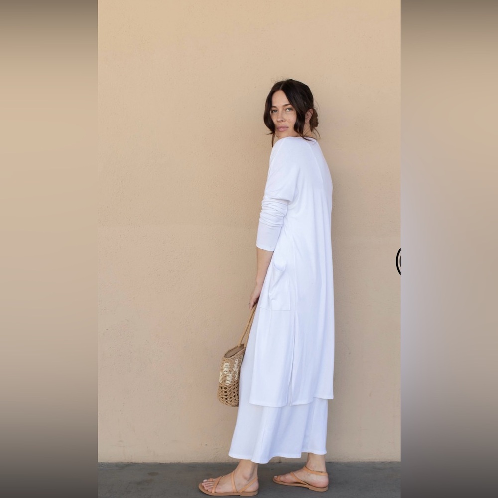 CJLA white ribbed cardigan size XS